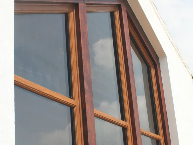 Bay Windows — Gallery Kentish Town