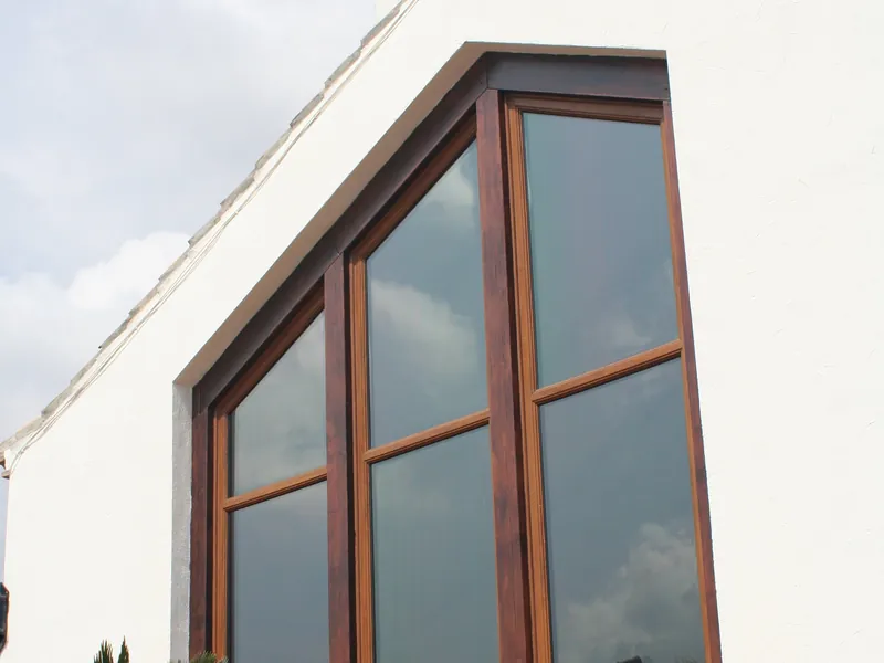 Bow Windows — Gallery Kentish Town